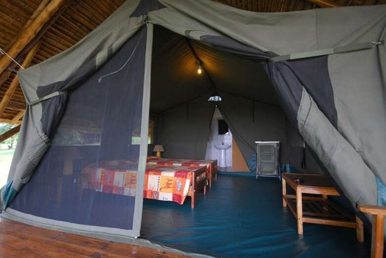 Posada Bwana Tembo Safari Lodge