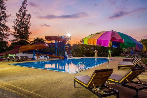 Hotel Golden Land Resort