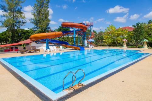 Hotel Golden Land Resort