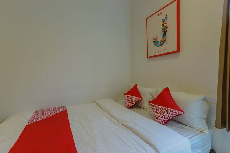 Hotel Oyo 866 Idola Residence
