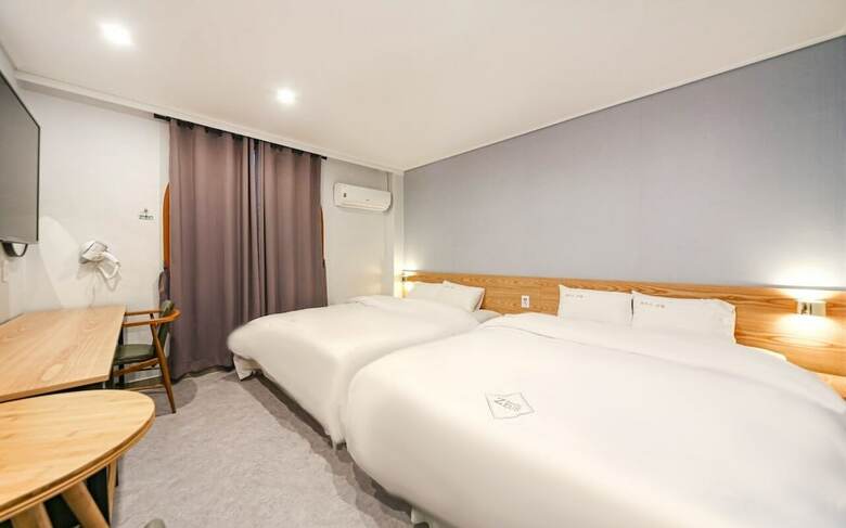 Hotel Zeus Motel