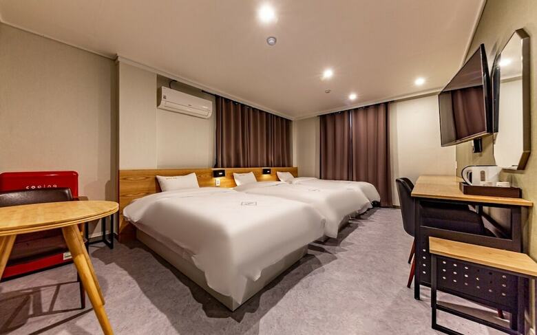 Hotel Zeus Motel