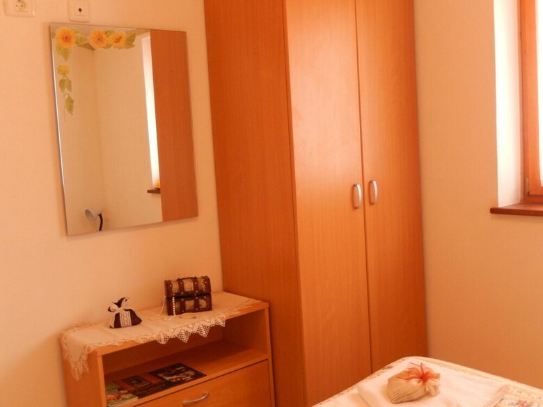Apartments Sveti Leonard