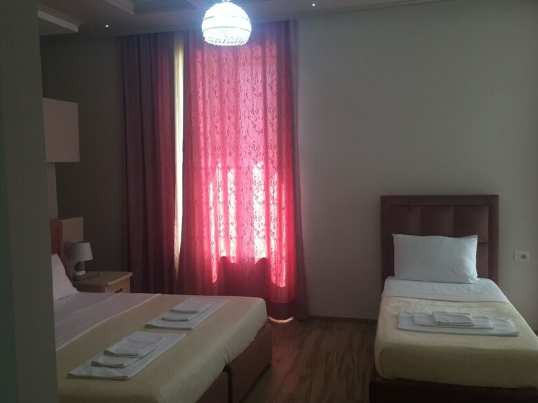 Lukas Hotel