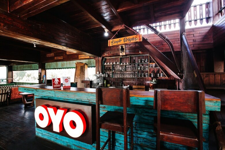 Hotel Oyo 986 Authentic Osing Homestay