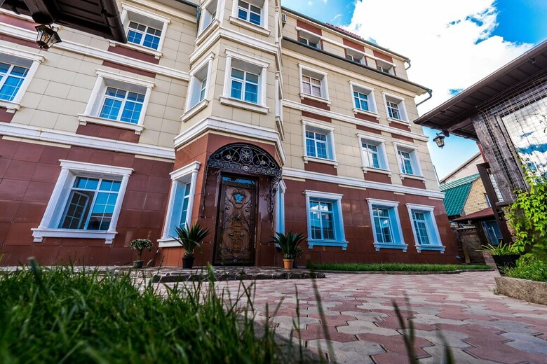 Hotel Adler