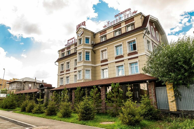 Hotel Adler