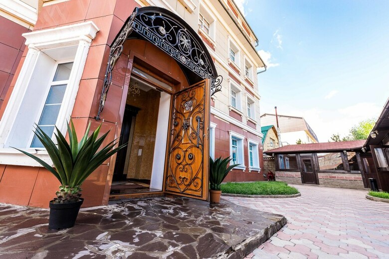 Hotel Adler