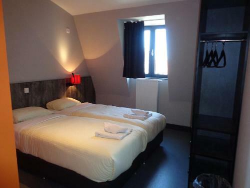 Brxxl 5 City Centre Hostel
