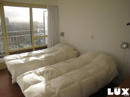 Lux Skyline Sea-view Apartments