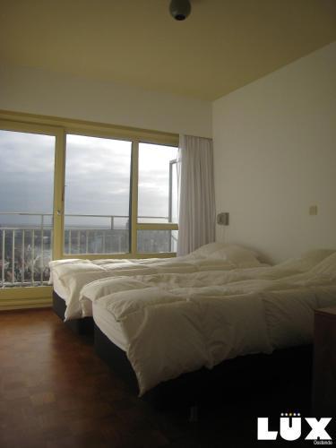 Lux Skyline Sea-view Apartments