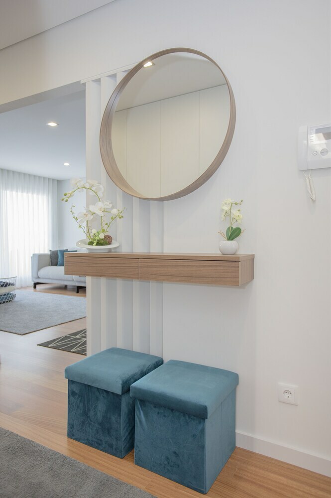 Liiiving - Luxury River View Apartments