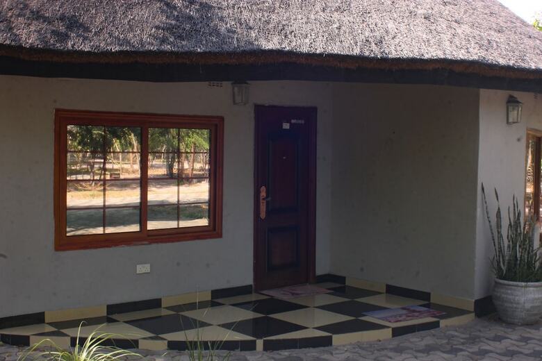 Posada Acamms Gardens Lodge Mongu