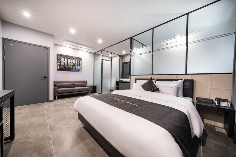 Pyeongtaek Hermes Hotel