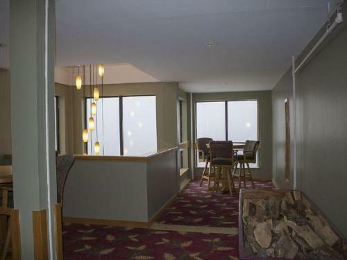 Apartamento 1 Bedroom Condo Unit 354