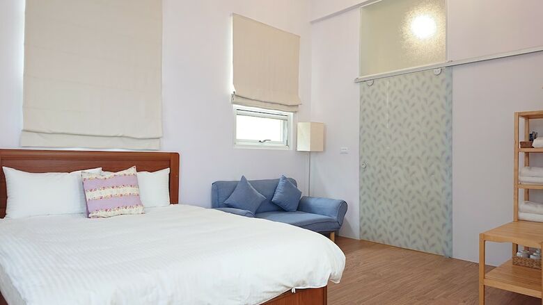 Bed & Breakfast Straybirds Bnb