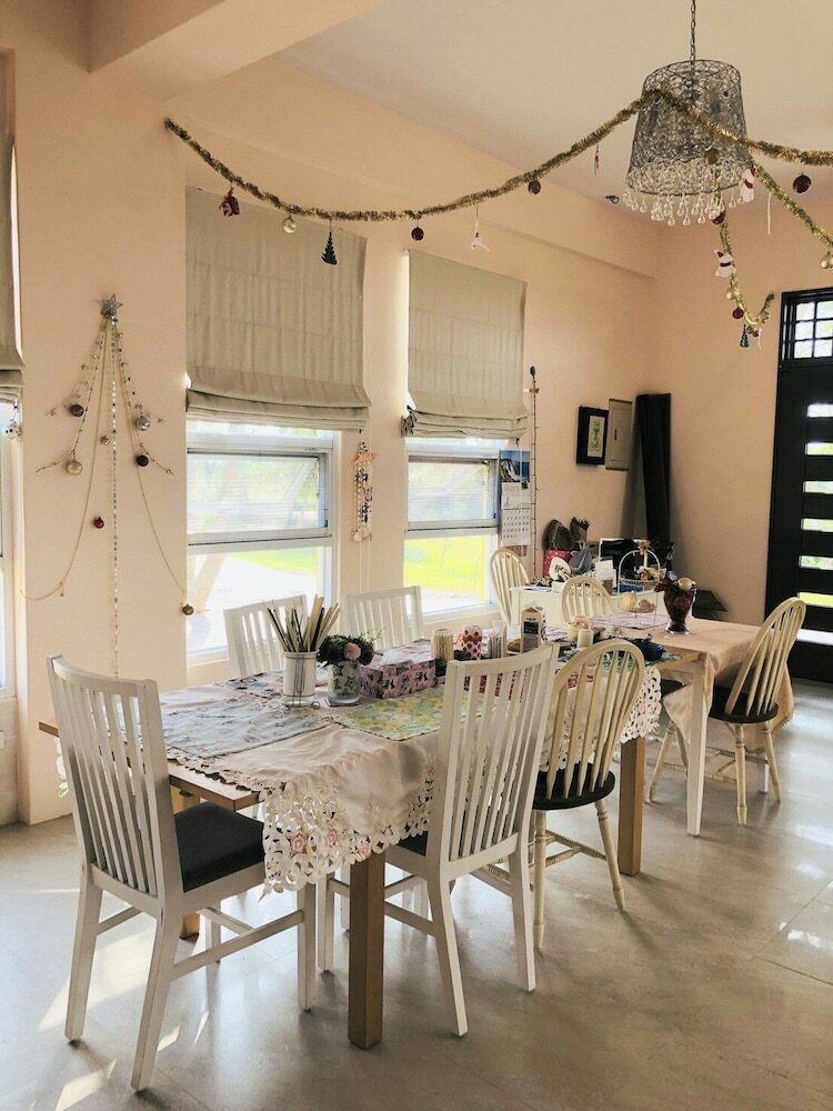 Bed & Breakfast Straybirds Bnb