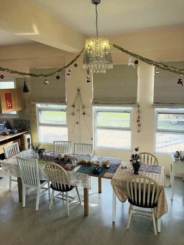 Bed & Breakfast Straybirds Bnb