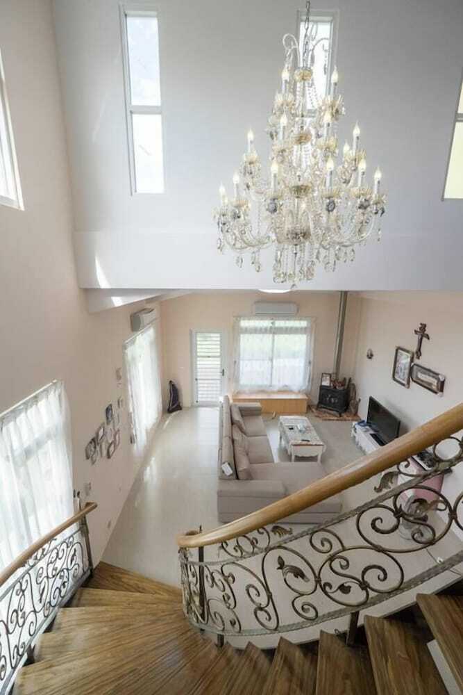 Bed & Breakfast Straybirds Bnb