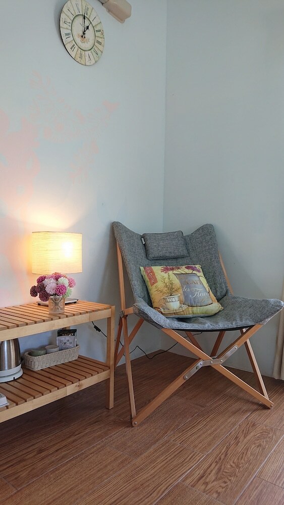 Bed & Breakfast Straybirds Bnb