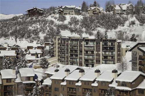 Bronze Tree Condominiums - Bt207