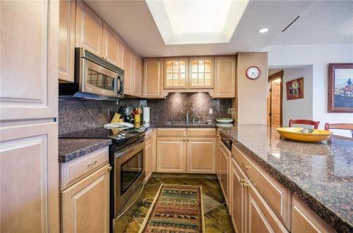 Bronze Tree Condominiums - Bt207