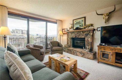 Bronze Tree Condominiums - Bt207