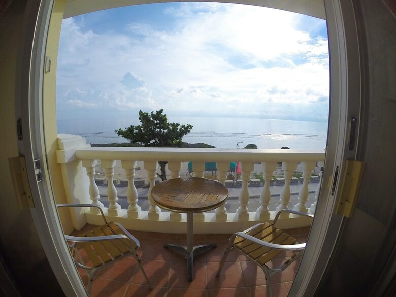 Hotel Pangil Beach Resort