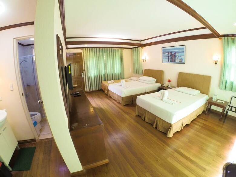 Hotel Pangil Beach Resort
