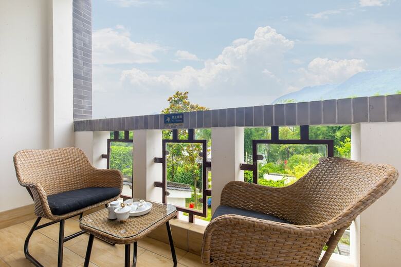 Guilin Pingle Tsinghua Villas