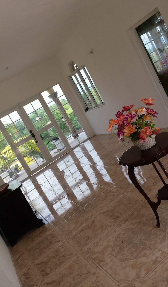 Residencia Bamboo Breeze Inn