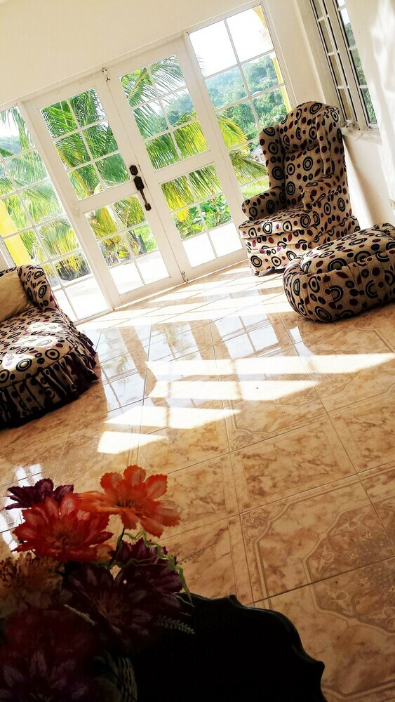 Residencia Bamboo Breeze Inn