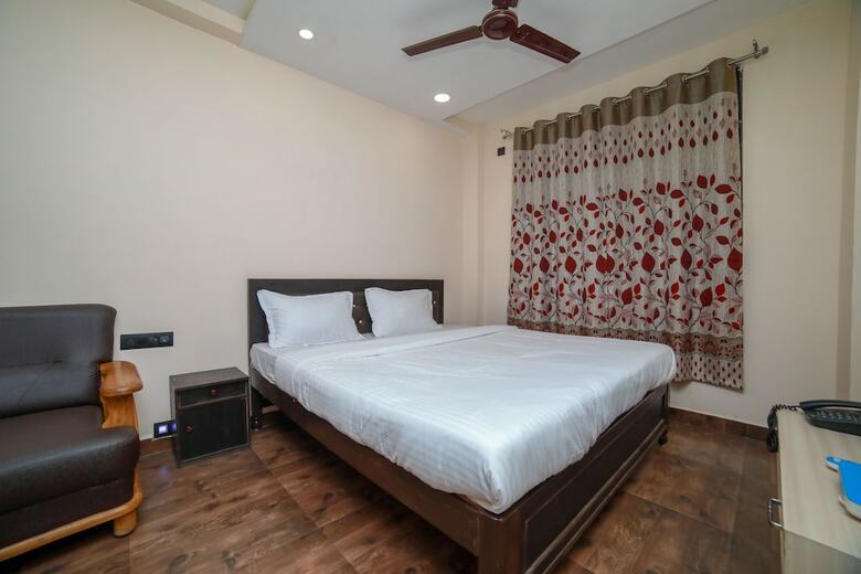 Hotel Oyo 37826 Rajmahal Khindsi Resort