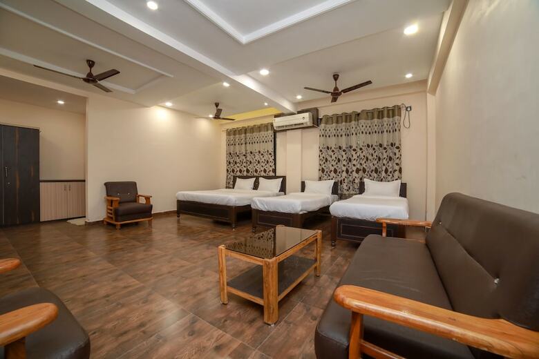 Hotel Oyo 37826 Rajmahal Khindsi Resort