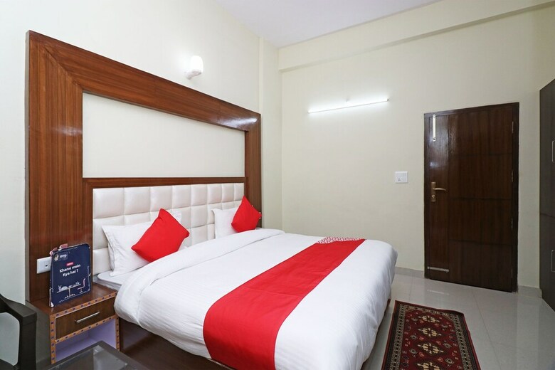 Hotel Oyo 26757 Md's Residence