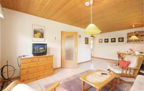 Two-bedroom Apartment In Thalfang
