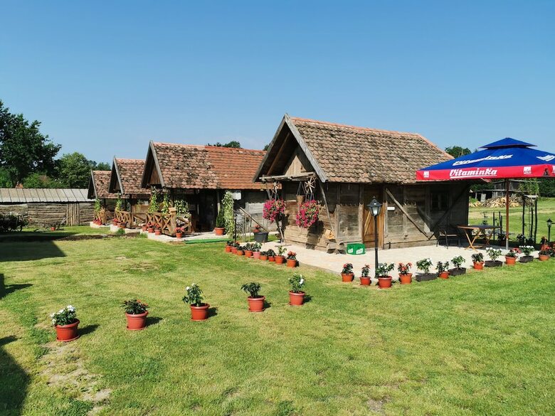 Hotel Etno Selo Eden