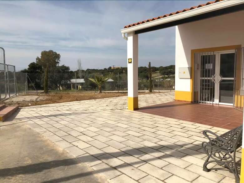 Hostal Albergue El Carrascalejo