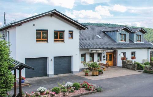 Two-bedroom Apartment In Grafendorf