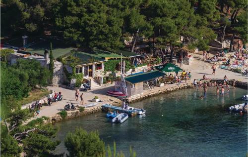 One-bedroom Apartment In Betina