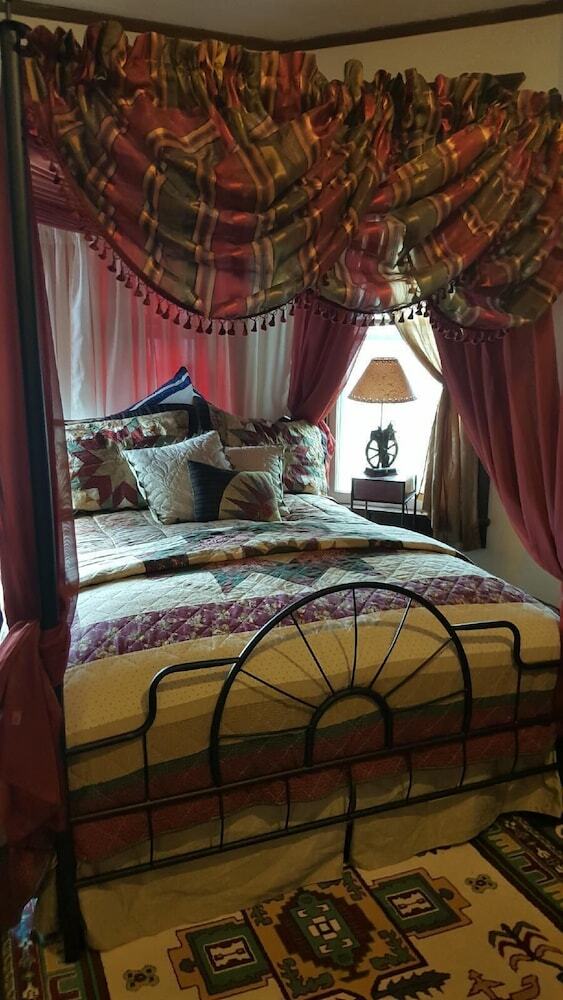 Bed & Breakfast The Rose House Inn