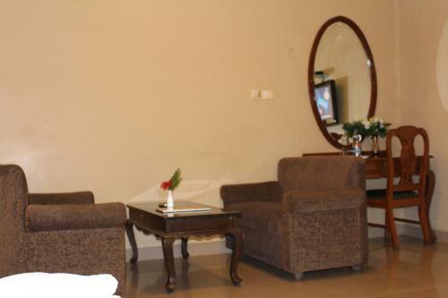 Hotel Pooja International