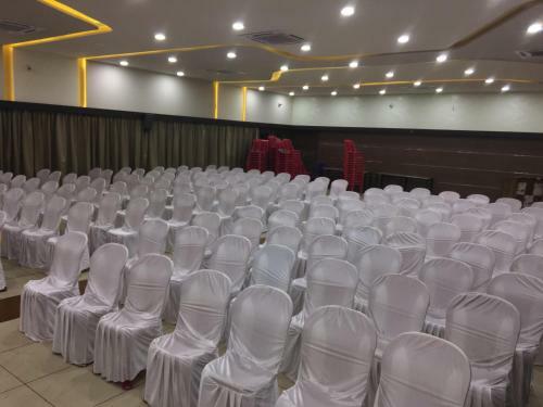 Hotel Pooja International