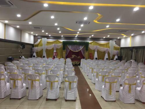 Hotel Pooja International