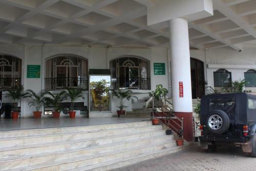 Hotel Pooja International