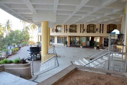 Hotel Pooja International