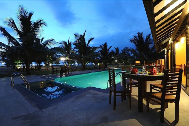 Hotel Melheim Beach