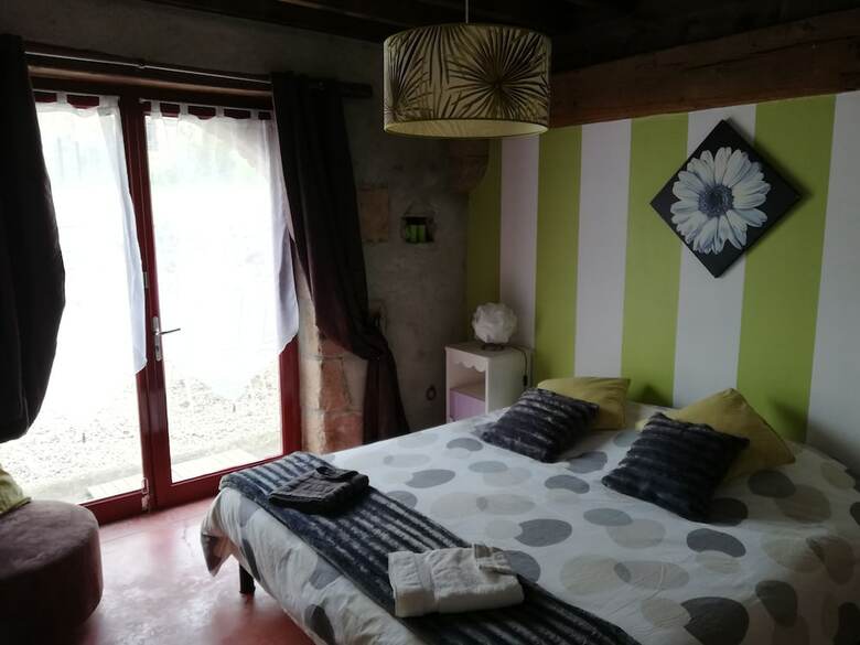 Domaine de La Madeleine - Gites Et Chambres D'hotes