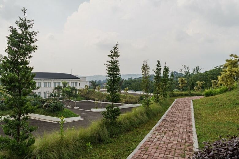 Hotel Reddoorz Plus Near Exit Toll Puncak 2