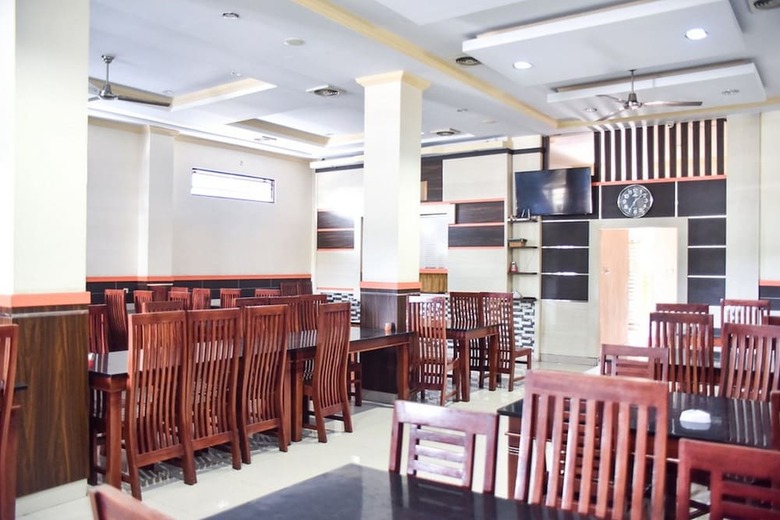 Hotel Reddoorz Near Universitas Pattimura Ambon